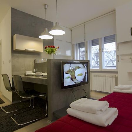 Studio Apartment Picasso Belgrado Esterno foto