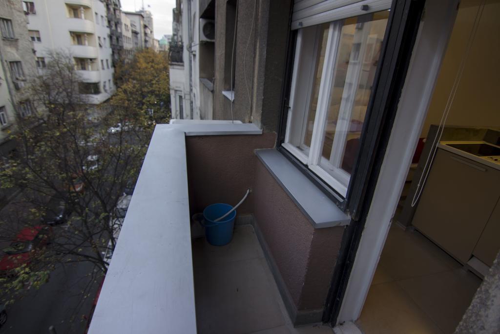 Studio Apartment Picasso Belgrado Esterno foto