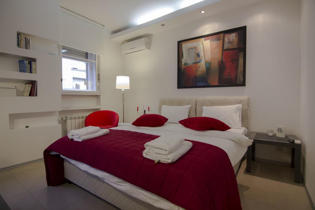 Studio Apartment Picasso Belgrado Esterno foto